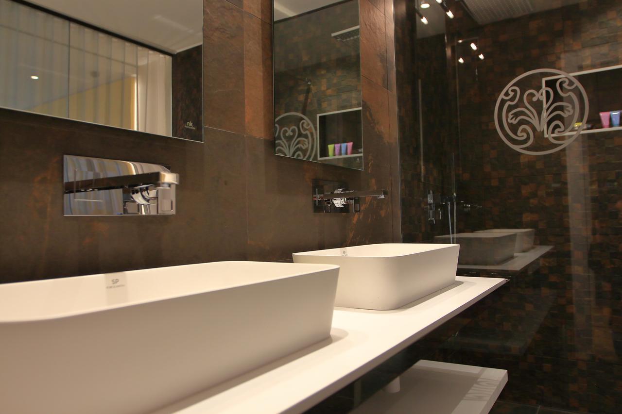 La Villa Dolce Suites & Chambres D'Hotes La Rochelle  Exteriör bild